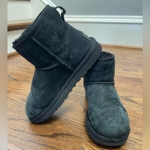 UGG Mini Boots 7